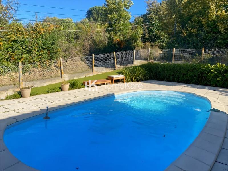 Maison - 95 m² - 4 pièces