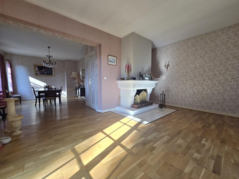 Maison - 105 m² - 4 pièces