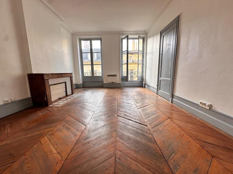 Appartement - 137 m² - 5 pièces