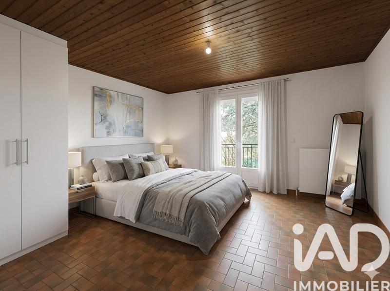 Maison - 136 m² - 8 pièces