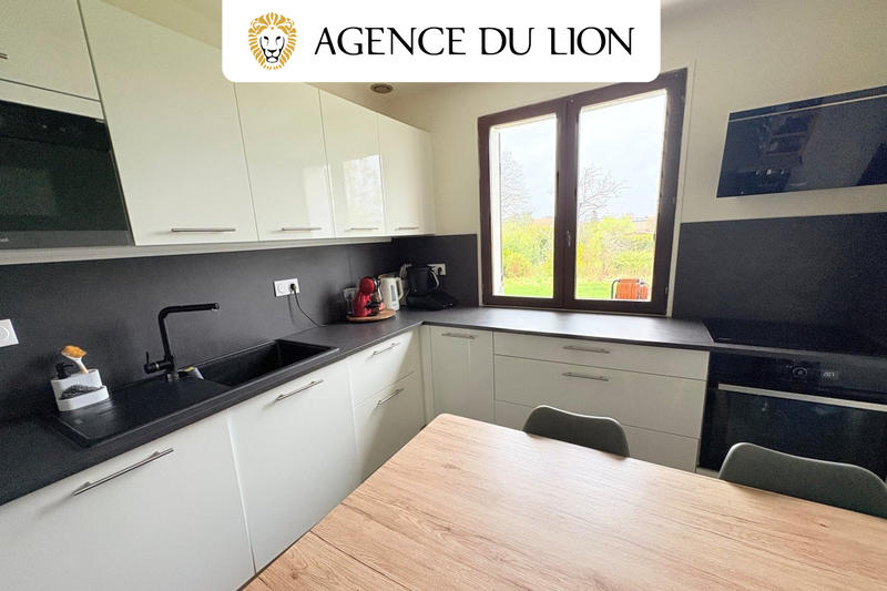 Maison - 136 m² - 6 pièces