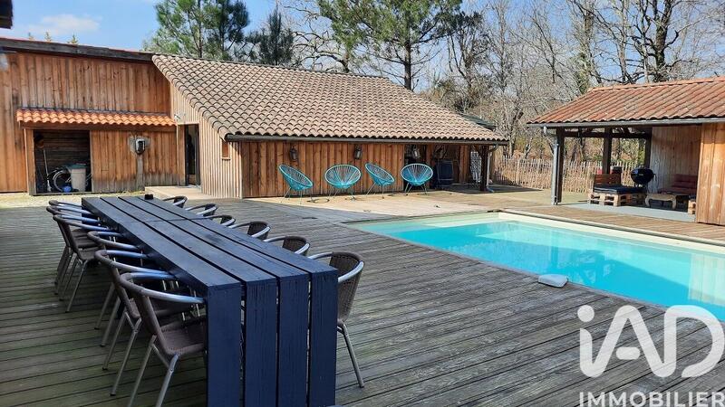 Maison - 185 m² - 5 pièces