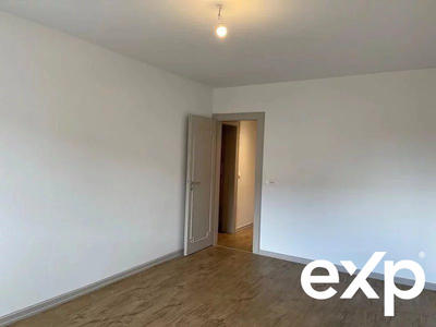 Appartement - 94 m² - 4 pièces