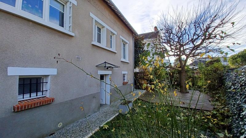 Maison - 101 m² - 6 pièces