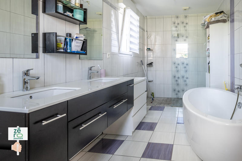 Maison - 132 m² - 5 pièces