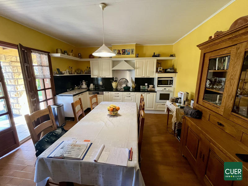 Maison - 174 m² - 6 pièces