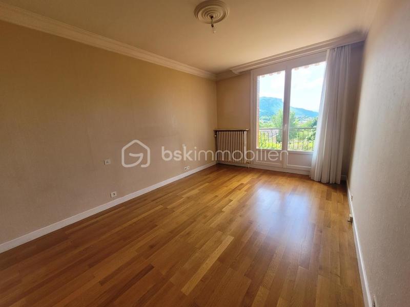 Villa - 230 m² - 6 pièces