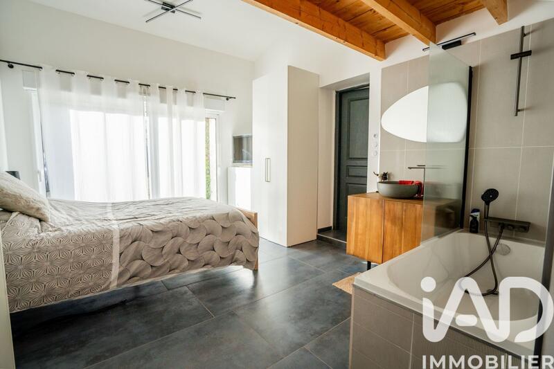 Maison - 161 m² - 6 pièces