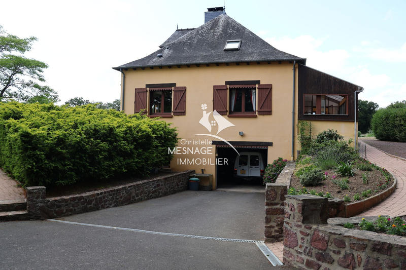 Maison - 151 m² - 7 pièces