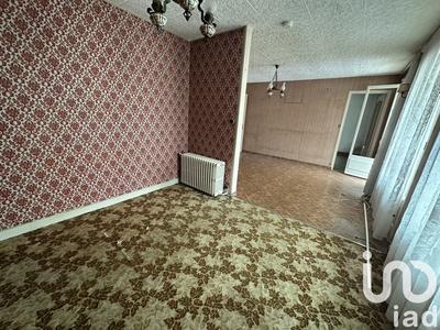 Maison - 96 m² - 5 pièces