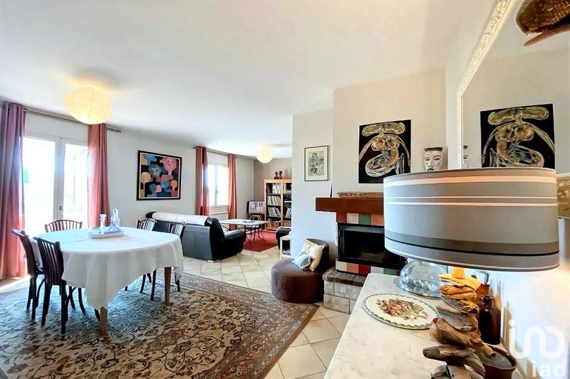 Maison - 195 m² - 6 pièces