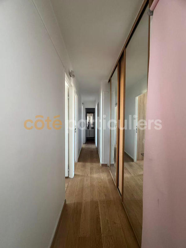 Appartement - 63 m² - 4 pièces