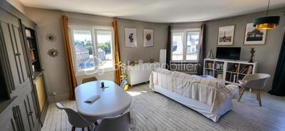 Appartement - 98 m² - 5 pièces