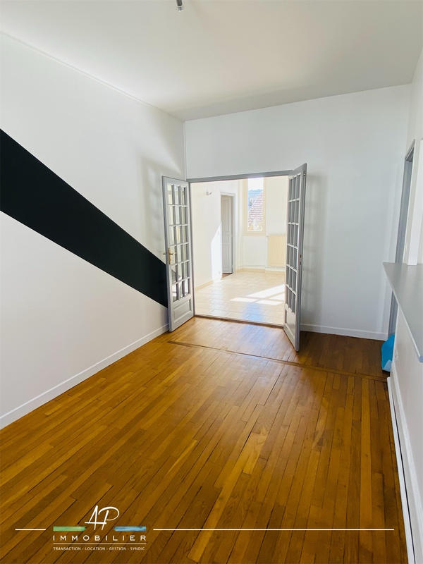 Appartement - 88 m² - 4 pièces