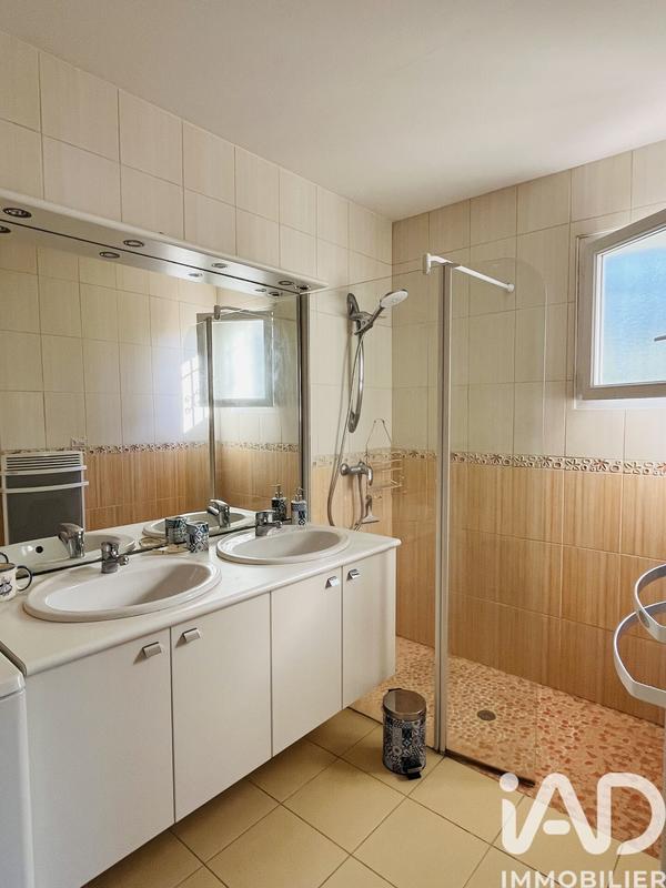 Maison - 127 m² - 6 pièces