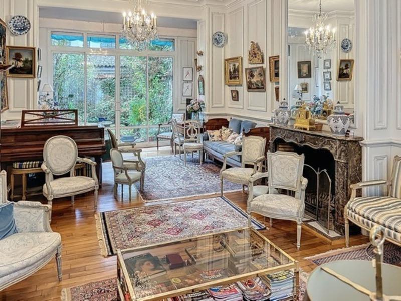 Maison bourgeoise - 353 m² - 13 pièces