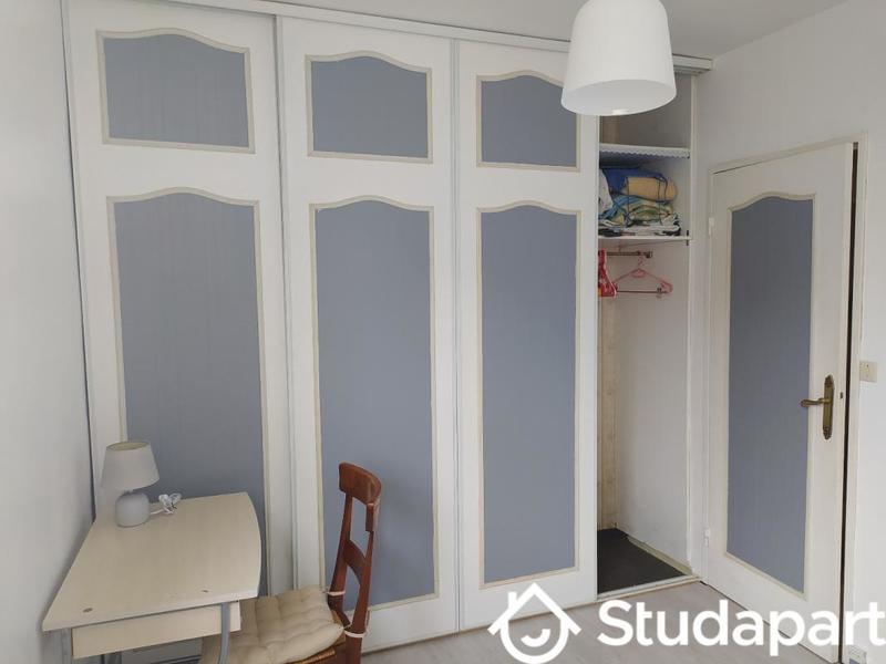 Chambre - 10 m² - 1 pièce