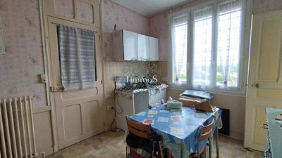 Maison - 104 m² - 6 pièces