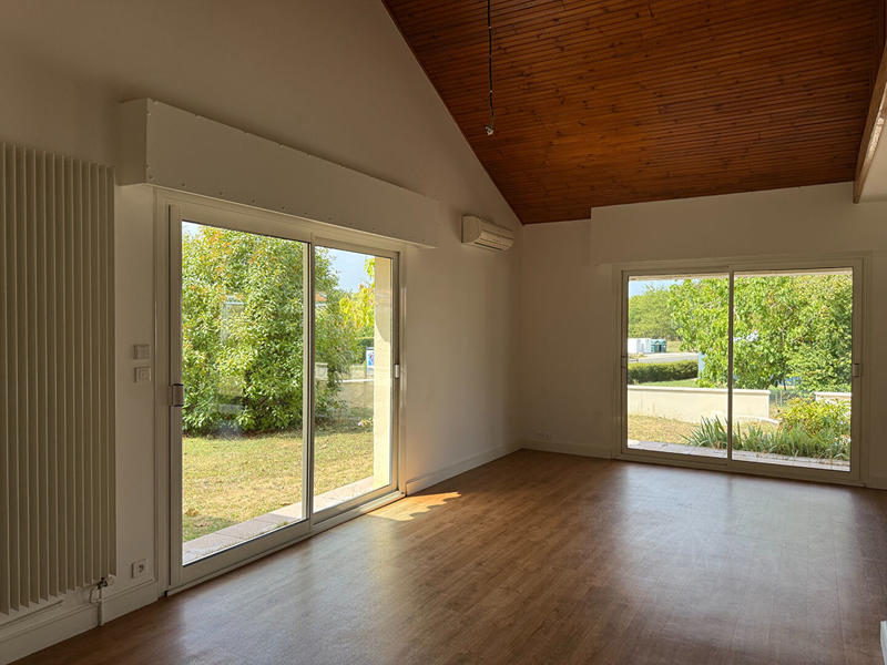 Maison - 168 m² - 7 pièces