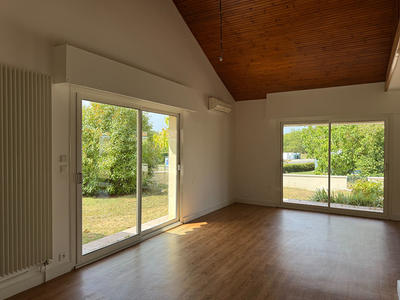 Maison - 168 m² - 7 pièces