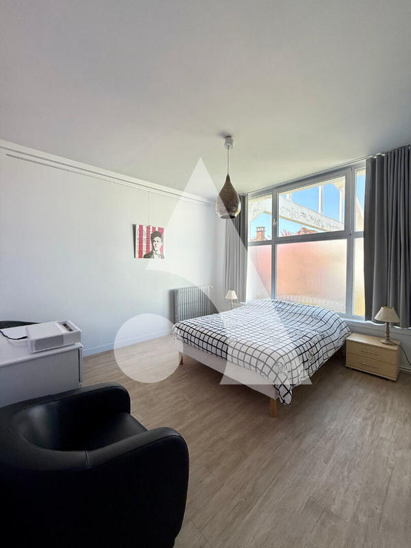 Appartement - 202 m² - 5 pièces