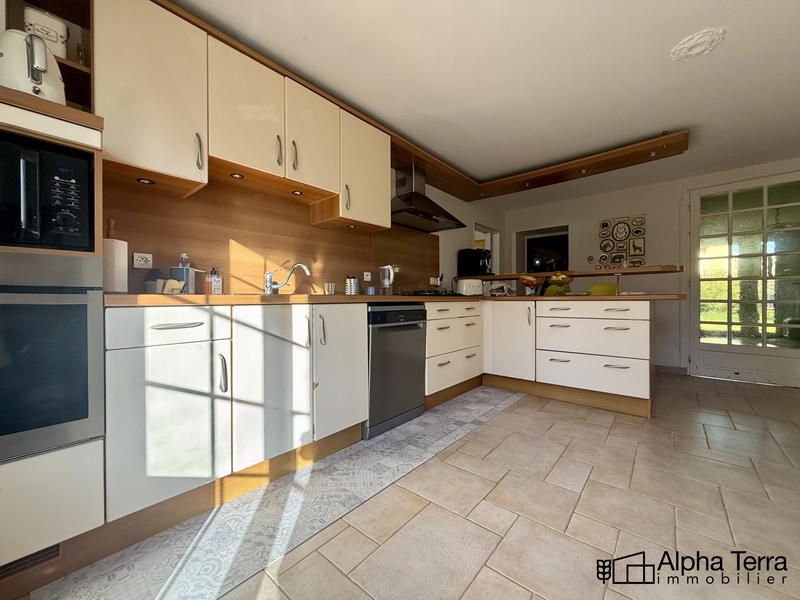 Maison ancienne - 258 m² - 9 pièces