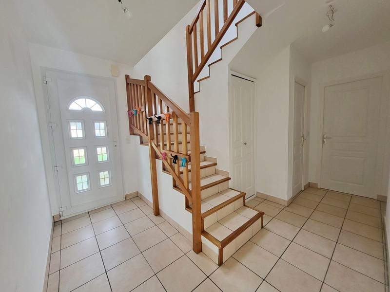 Maison - 126 m² - 9 pièces
