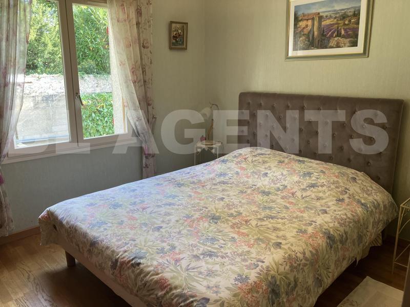 Pavillon - 175 m² - 6 pièces