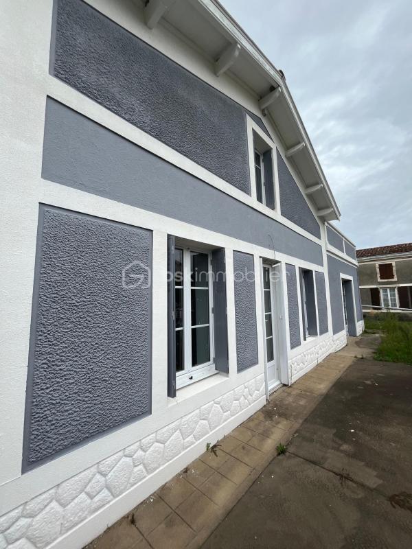 Maison - 121 m² - 6 pièces