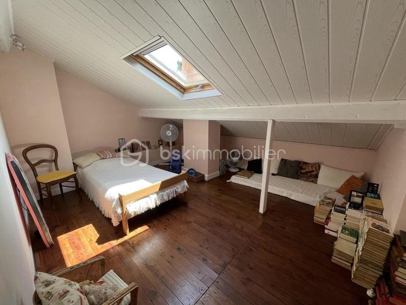 Maison - 158 m² - 7 pièces