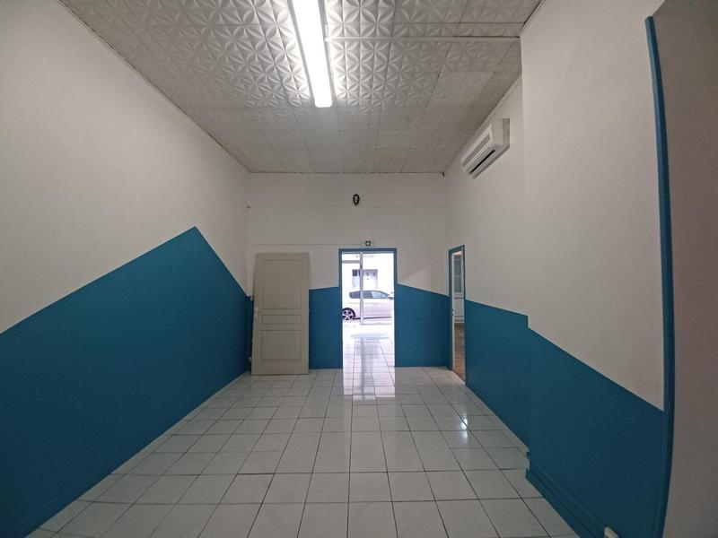 Local commercial - 51 m² - 3 pièces