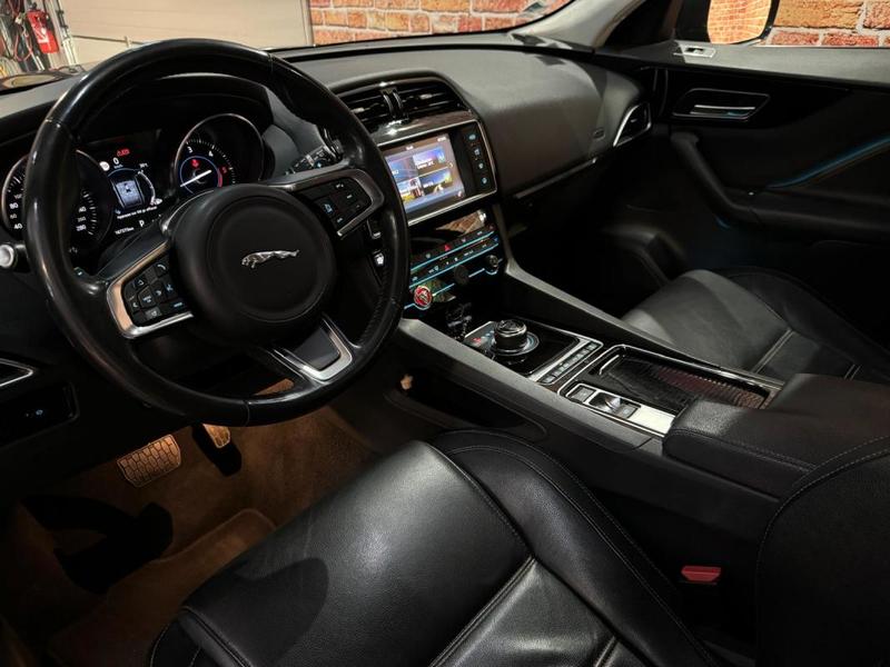 Jaguar F-Pace 2.0 d Awd Portfolio Edition