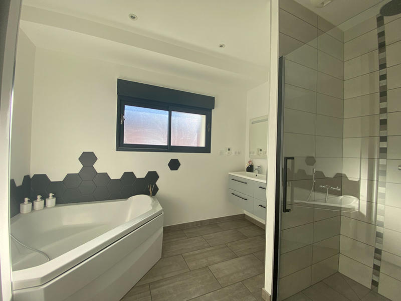 Maison - 132 m² - 5 pièces