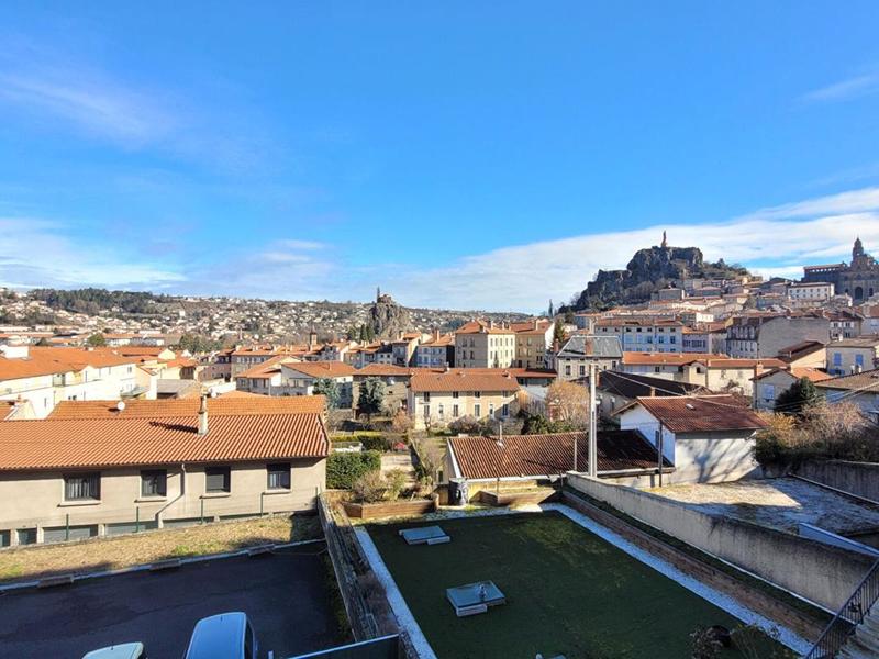 Appartement - 96 m² - 4 pièces