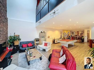 Appartement - 460 m² - 8 pièces