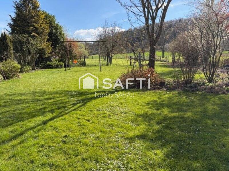 Propriété - 204 m² - 6 pièces