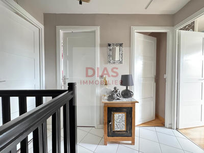 Maison - 95 m² - 1 pièce