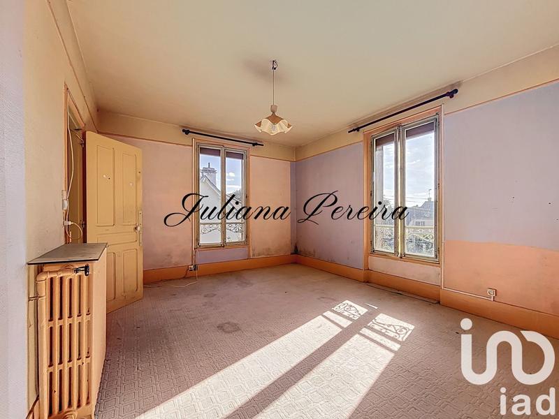 Maison - 248 m² - 11 pièces