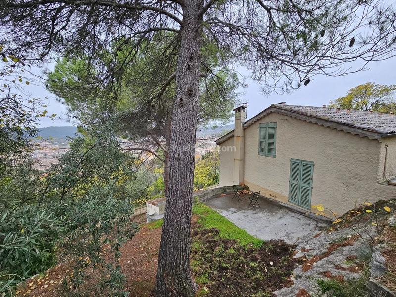 Maison - 180 m² - 7 pièces