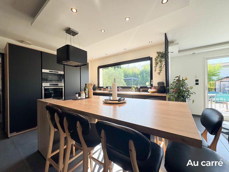 Maison - 151 m² - 7 pièces