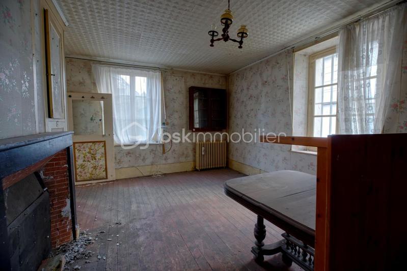 Maison traditionnelle - 234 m² - 6 pièces