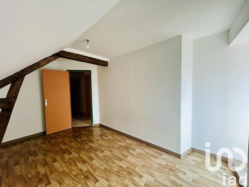 Maison - 101 m² - 5 pièces