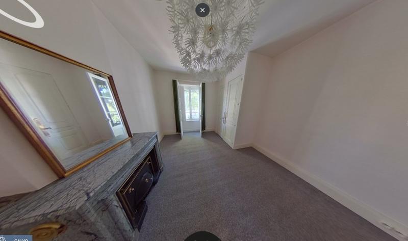 Appartement - 185 m² - 5 pièces