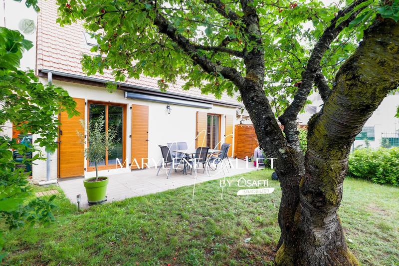 Maison - 88 m² - 4 pièces