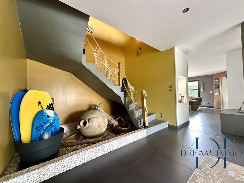 Villa - 400 m² - 12 pièces