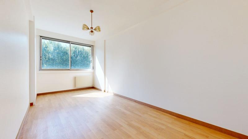 Appartement - 110 m² - 4 pièces