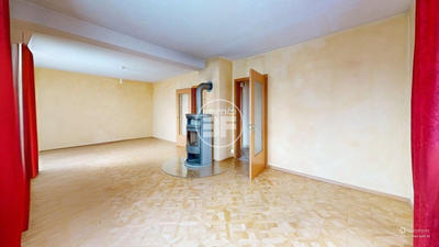 Maison traditionnelle - 150 m² - 6 pièces