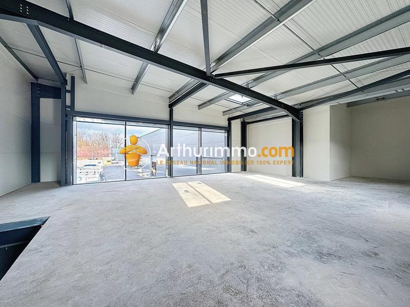 Bureau - 417 m² - 2 pièces