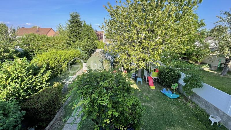 Maison traditionnelle - 72 m² - 4 pièces