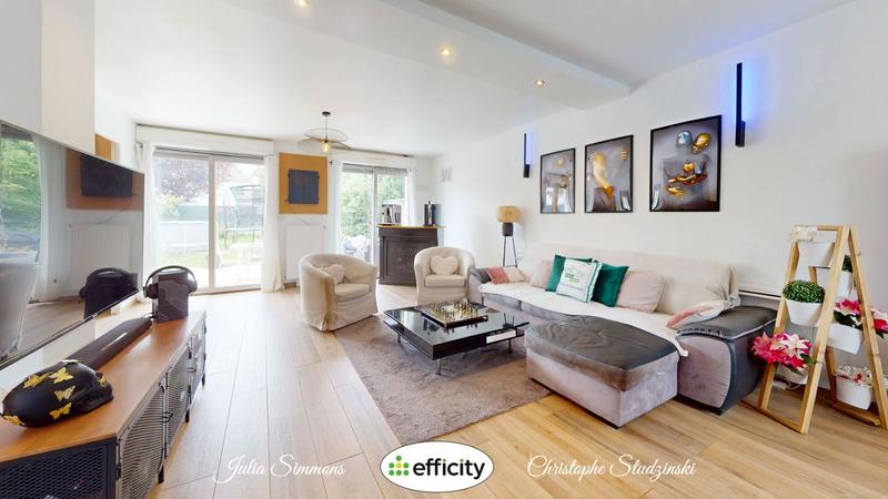 Maison - 184 m² - 8 pièces